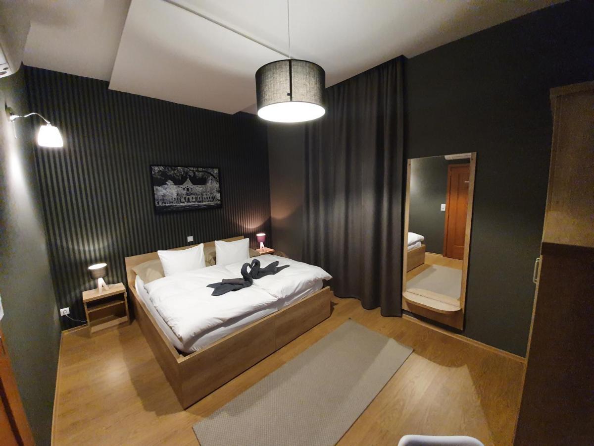 Deak Panzio Bed and Breakfast Nagykoros Exteriör bild